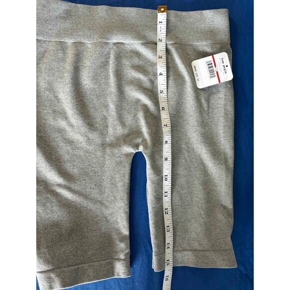 Free People Intimately Seamless Bike Shorts XS/S Heather Gray NEW with tags - Picture 1 of 8